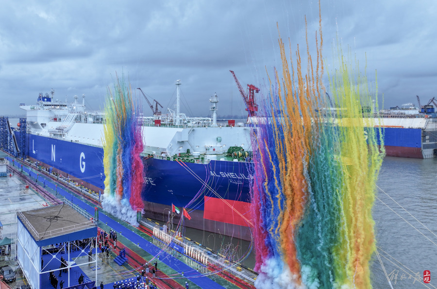 国产首艘大型markⅲ薄膜式lng船交付!