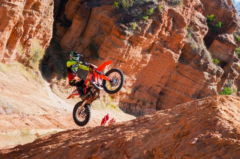 2024元谋越野摩托车耐力赛圆满收官:速度与激情引领未来发展