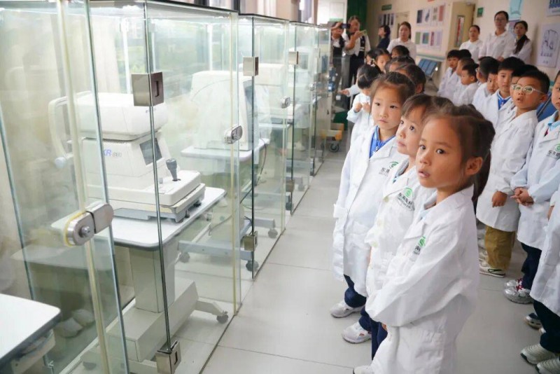 “爱眼小卫士”科普探秘,从小养成近视防控好习惯