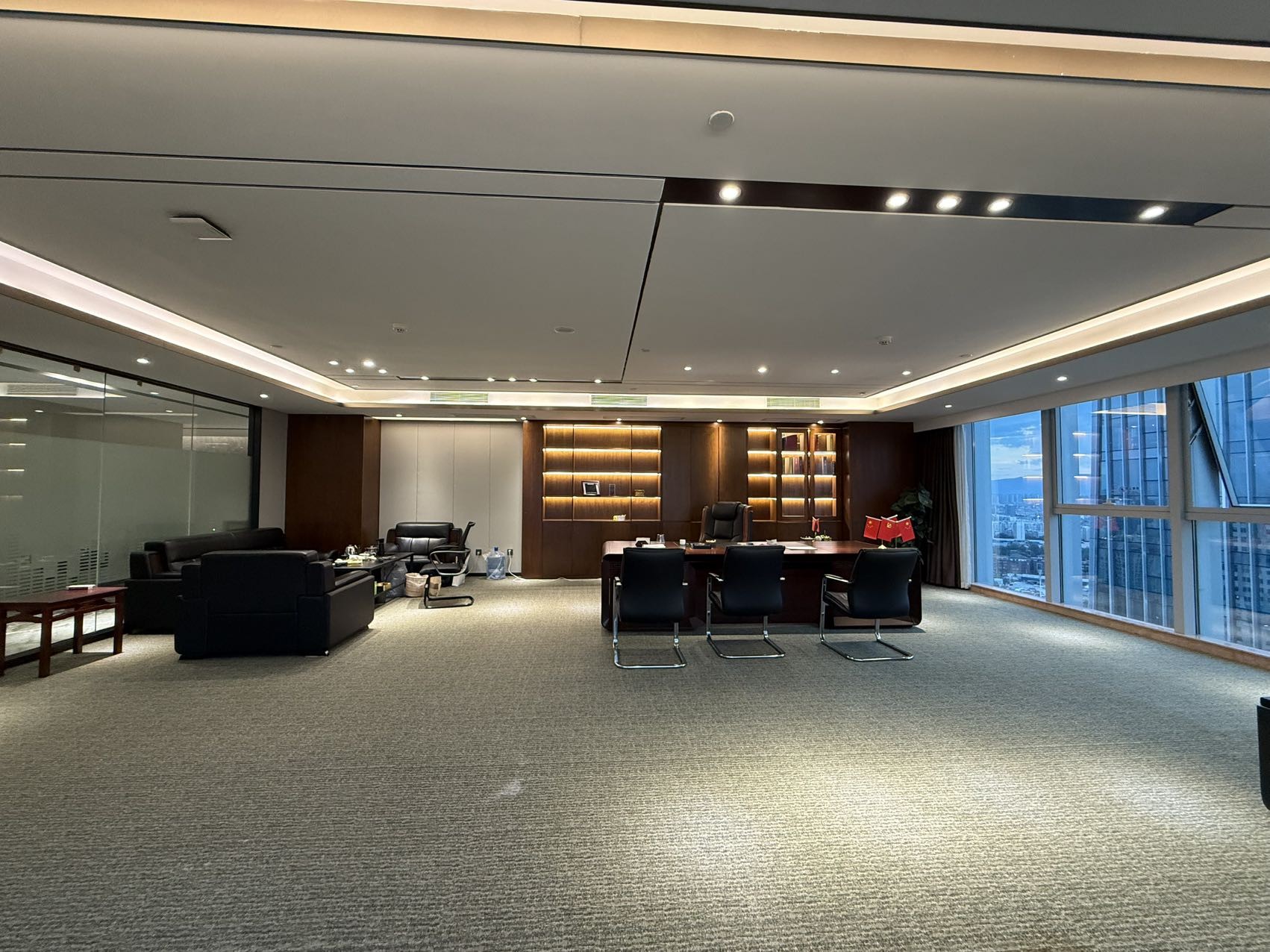 1749631131820876.jpg 2.jpg