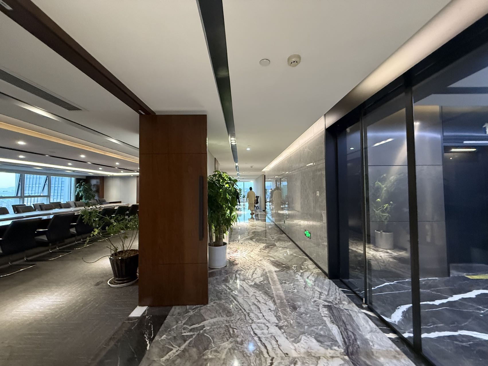 1749631138888397.jpg 3.jpg