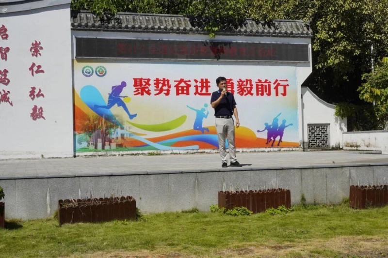 多方联动,多措并举:东南眼科医院全国近视防控宣传教育月系列活动走进福州校园