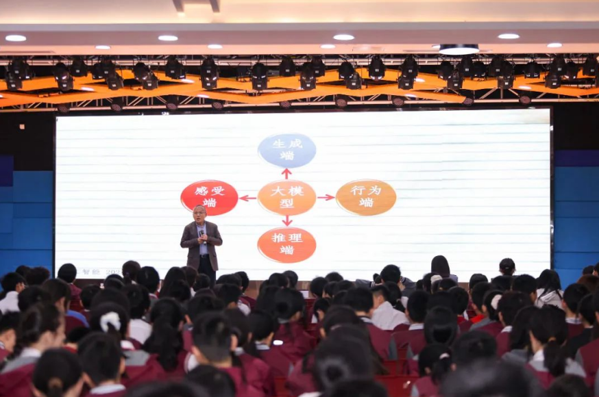 国内基础教育的探索者: 华外携手时空道宇开辟航天科教新阵地