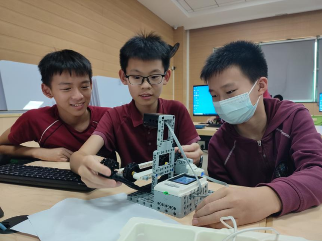 国内基础教育的探索者: 华外携手时空道宇开辟航天科教新阵地