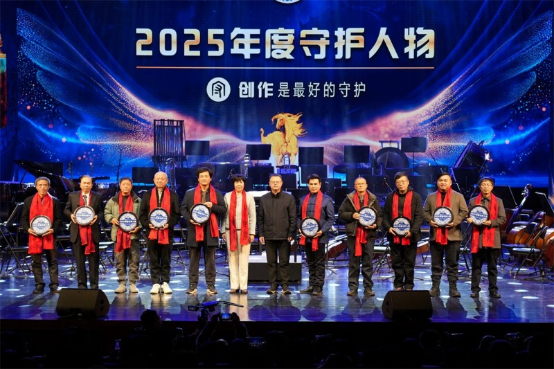 陶瓷界开先河！首届“陶瓷春晚”如何成为五粮文创品牌升维支点