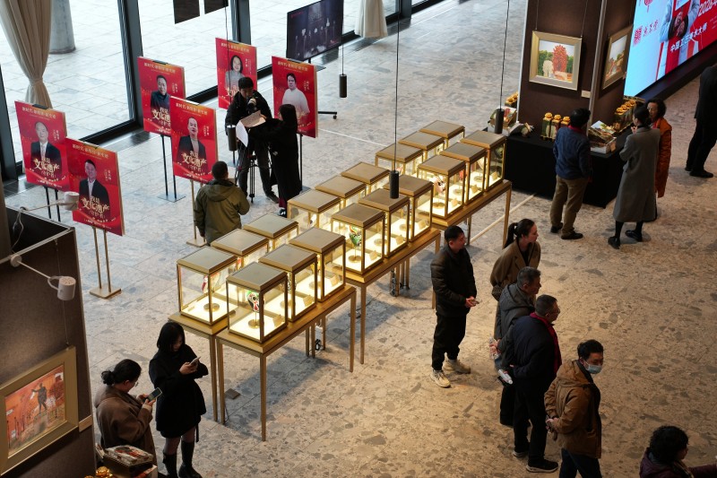 陶瓷界开先河！首届“陶瓷春晚”如何成为五粮文创品牌升维支点