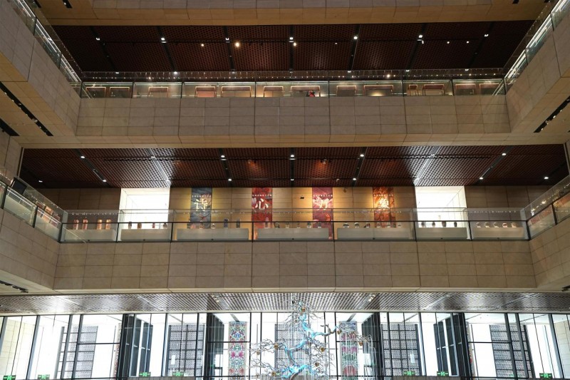 泥金飞彩诗心万象:守护者传播计划·张闻冰陶瓷艺术展在京开幕