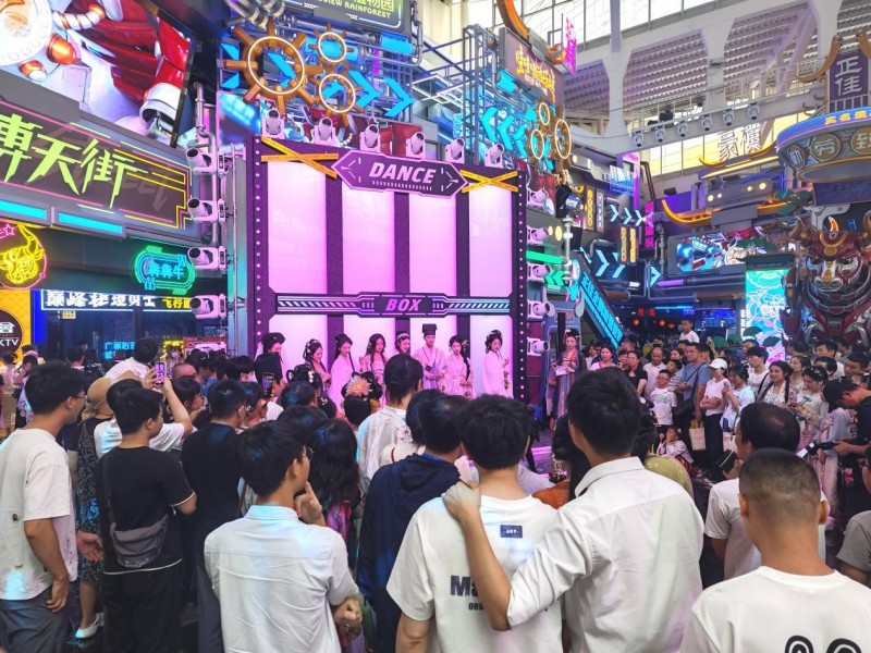 沉浸式体验赋能双节消费 广州正佳广场打造文旅融合新样本