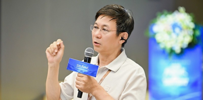 msg第二届中国躯体年轻化论坛成功举办 栾杰教授现场演示motiva梦萦筋膜下复合隆乳术