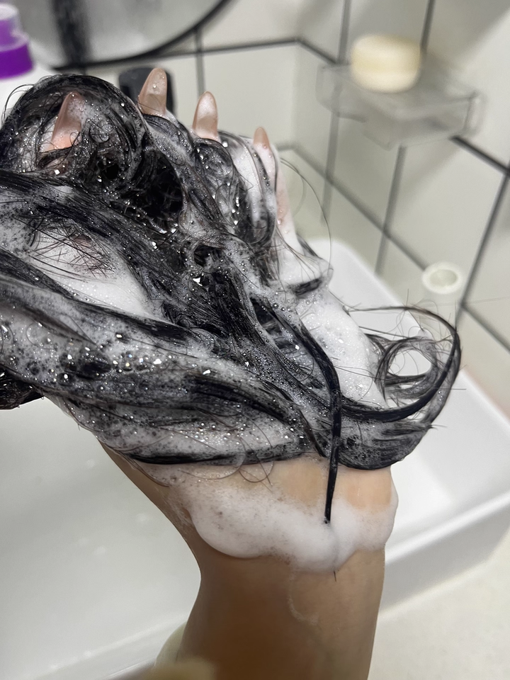 海瑟薇防脱洗发水口碑深度测评:当发质改善成为防脱的有力说明