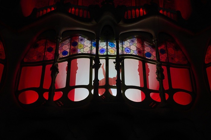 巴特罗之家光影大秀《隐藏的秩序》点亮高迪年 ——从巴塞罗那城市公共艺术到中国社交网络刷屏的全球回响