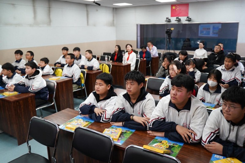 “与爱同行 呵护成长” 龙江福彩助力留守儿童快乐奔跑