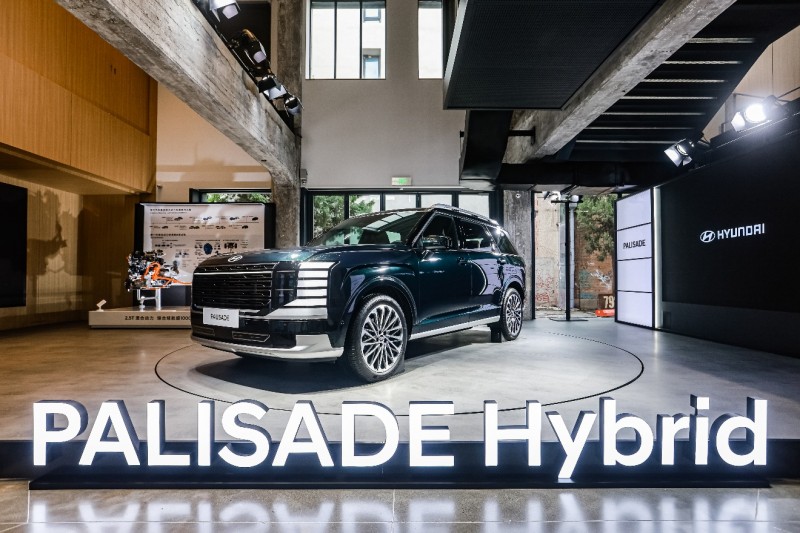 2.5t 双电机 ,新一代帕里斯帝中国首秀演绎混动旗舰新高度