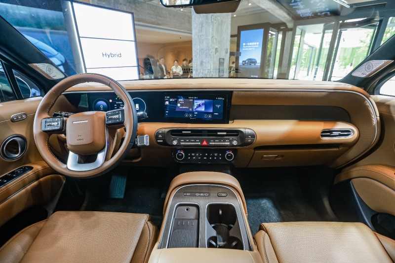 2.5t 双电机 ,新一代帕里斯帝中国首秀演绎混动旗舰新高度