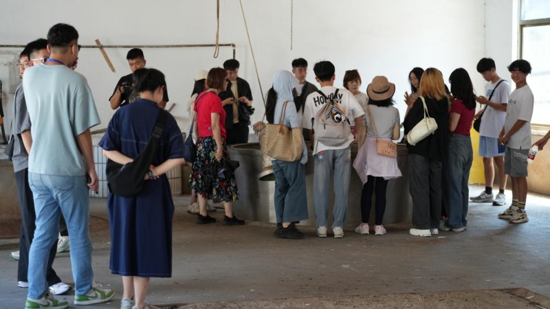 神仙酒庄及神捷跨境留学生直播产业园欢迎台湾 青年才俊的参访