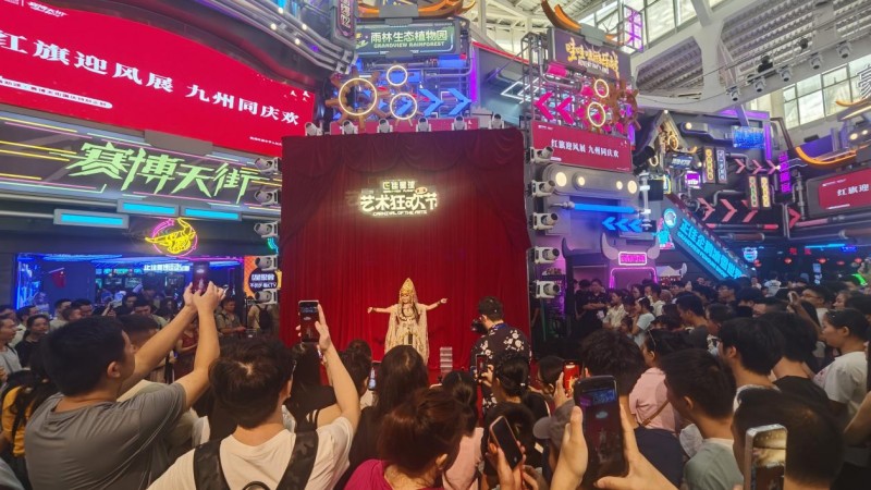 传统与潮流的碰撞,这个黄金周,正佳广场打造沉浸式文旅新体验