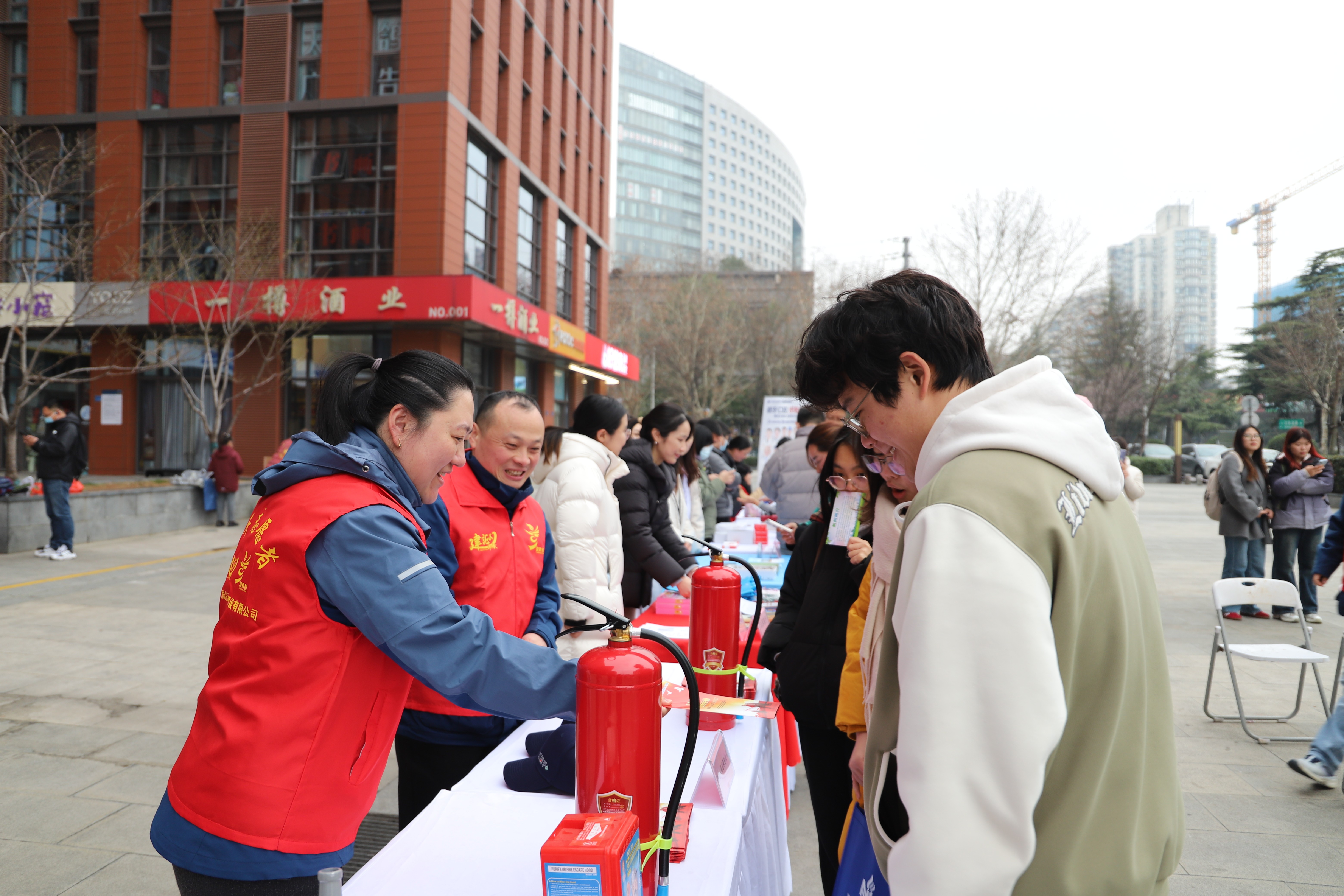 1741312603154516.jpg 3.jpg