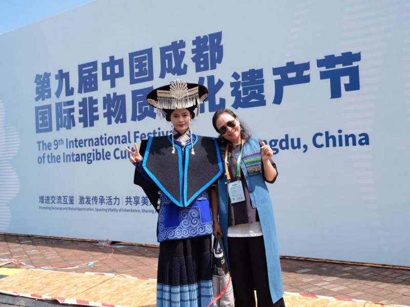 “彝脉相承” 团队实现彝族华服闪耀千年匠心,非遗时尚碰撞时代新声