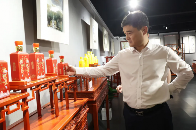 强强联袂共启新纪元,万茗堂与保利酒业达成战略合作