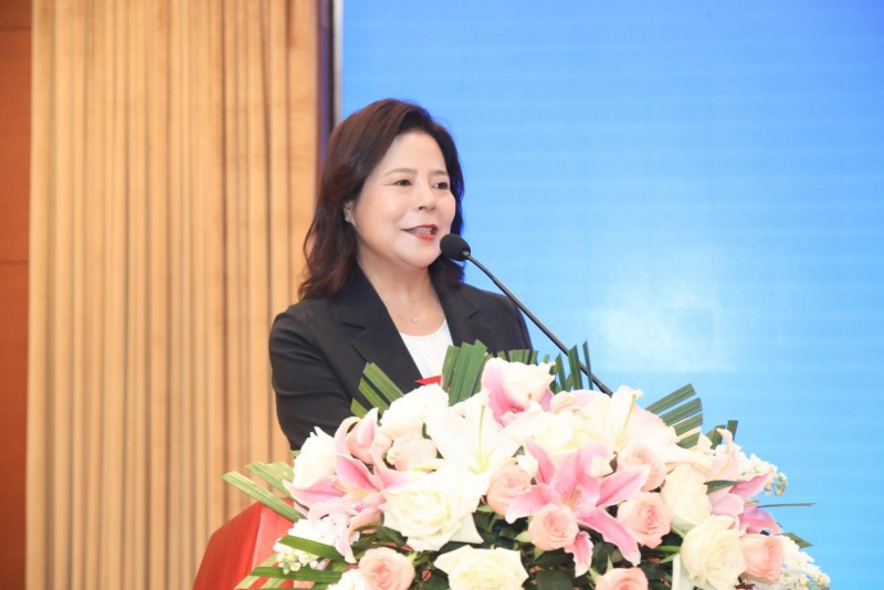 蜂产品酶解技术高值化研发与应用发展大会在京召开 厚德礼“花中良方”酶解饮品新品上市