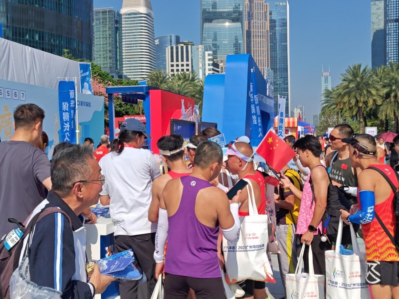 与城市同频，为奔跑喝彩：正佳广场五度助力广马书写活力新篇