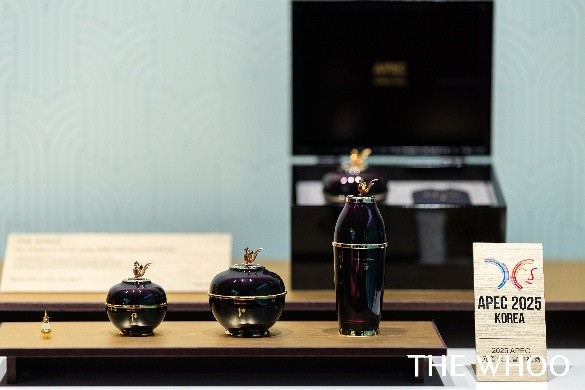 the whoo后凝颜礼誉国宾臻享会 倾呈韩国apec同款国宾礼盒