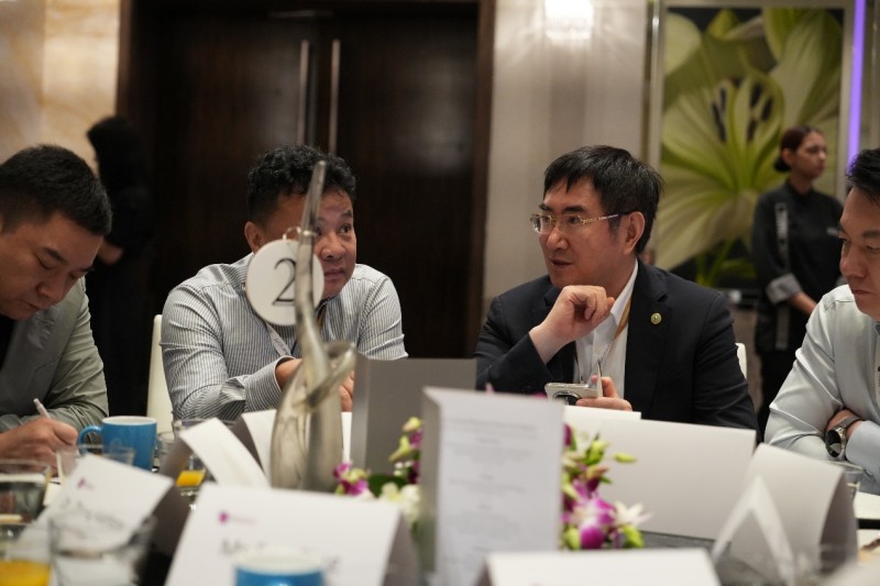 狮城盛会启新程 motiva梦萦?携手中国专家领航隆胸领域精准化发展