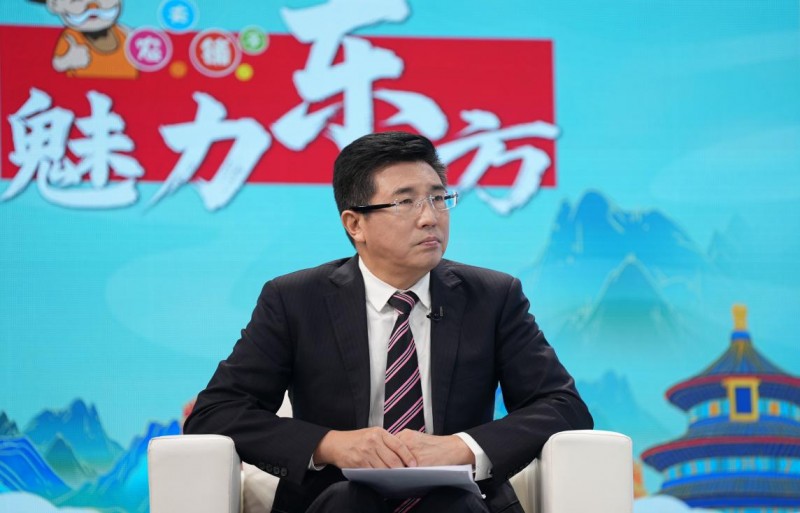 数智驱动生态,共赢擘画未来 —— 农夫铺子创始人袁道红做客《魅力东方》