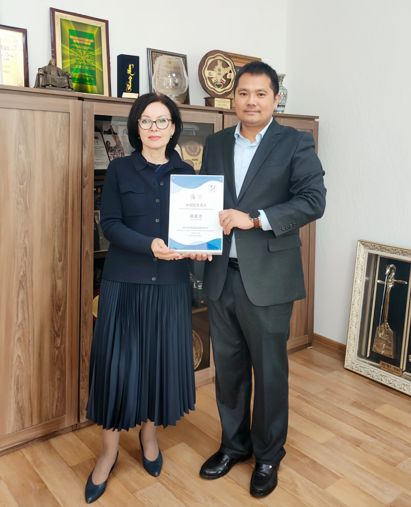 一束来自西伯利亚的教育微光：在浮躁留学时代，如何托起医学梦想的重量？