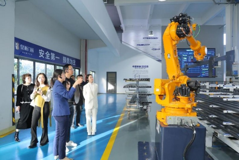 吴晓波走进皇派门窗标杆工厂,即将揭秘中国好门窗的品质密码!