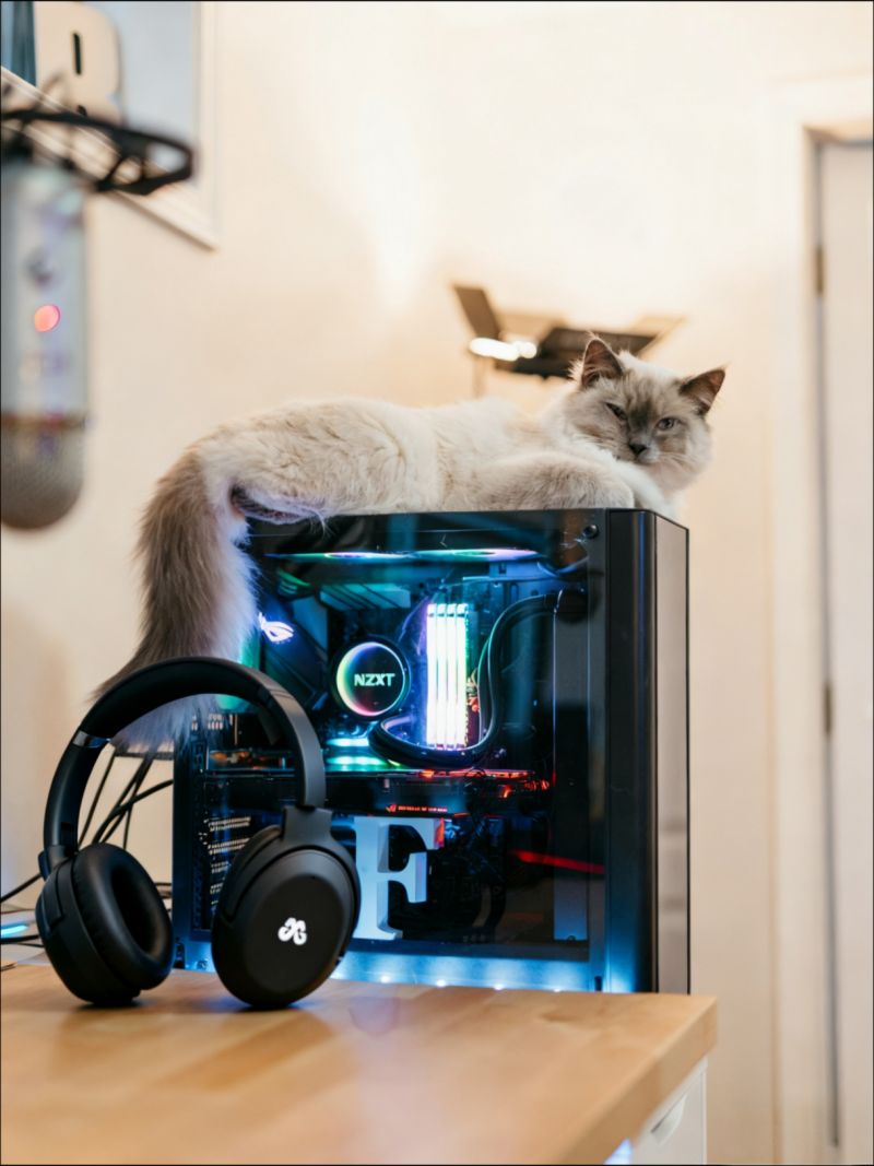 赛德斯耳机国庆“双响炮”:魔羽130全能适配,逸m1轻盈随行