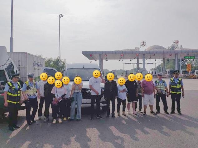 护航暑运不停歇,交通执法“蒸”战到底