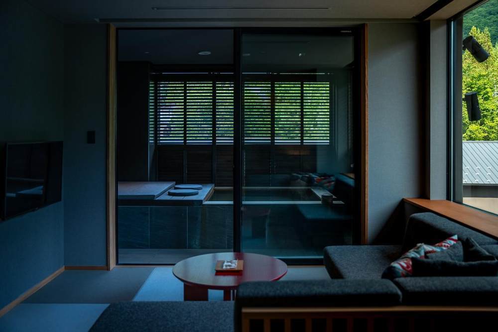 今年流行coolcation?躲进22度的夏天里