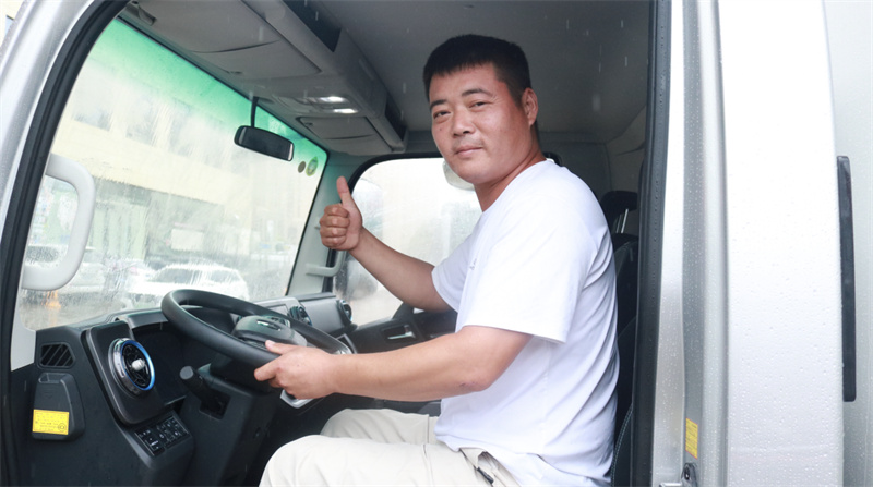 超越经典!欧马可3.8l轻卡用户亲证:3.0l产品将成新一代“神车”