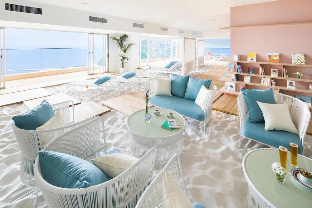 risonare热海-天空海滩books&cafe