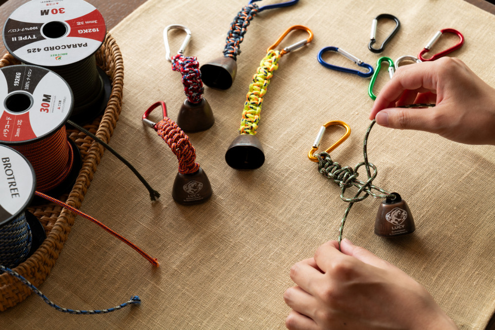 【lucy尾瀬鳩待】オリジナル熊鈴作り